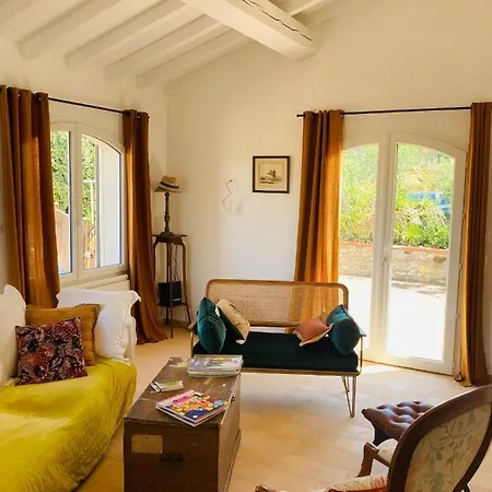 Le Bastidou, Entre Et Montagne Vives